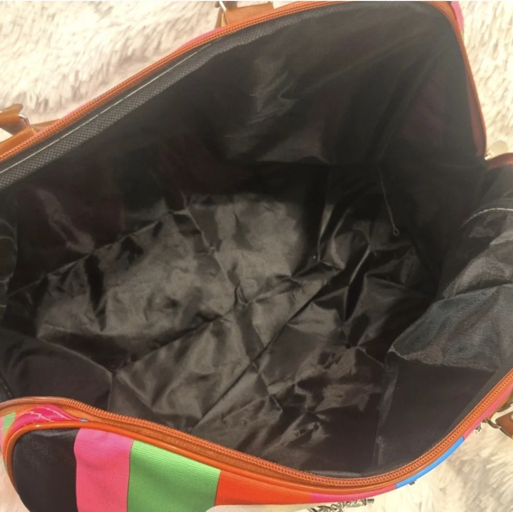 Sanrio Multicolor Hello Kitty "Happy Travel" Bag - Picture 16 of 16